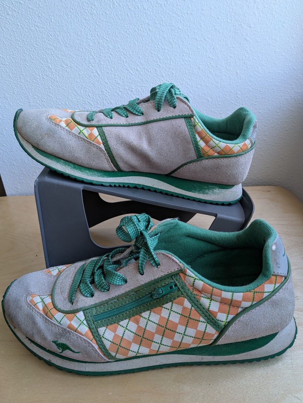 Vintage KangaROOS Argyle Pocket Sneakers Plaid Suede Green Orange Women's 9.5